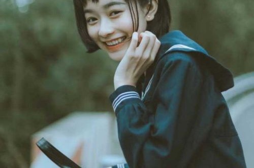 如何在手機上創(chuàng)建一個自己的網(wǎng)站