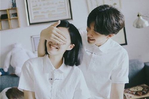擺攤糖果小鋪賺錢嗎